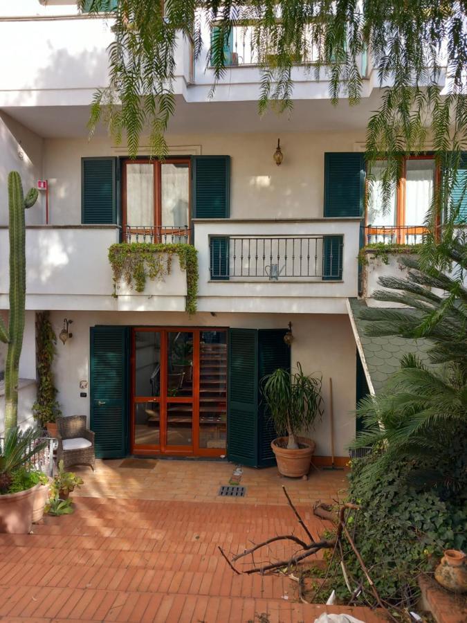 Certe Notti - Suites Помпей Екстериор снимка