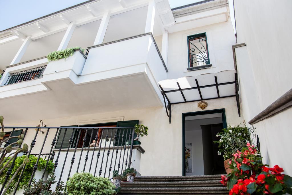 Certe Notti - Suites Помпей Екстериор снимка